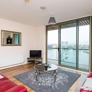 Titanic Quarter Apartamento