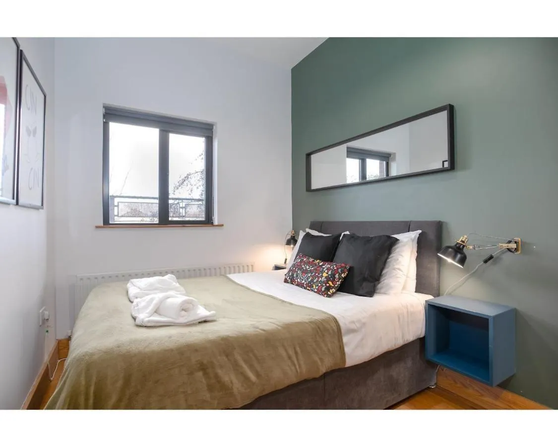 Central Belfast Apartments Eden Великобритания